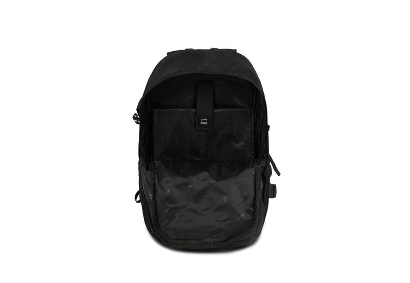 MOCHILA-MADEN-NEGRO